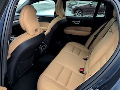 2026 Volvo V60 Cross Country B5 Ultra AWD Wagon