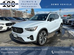 2025 Volvo XC40 Plus Dark Theme AWD SUV