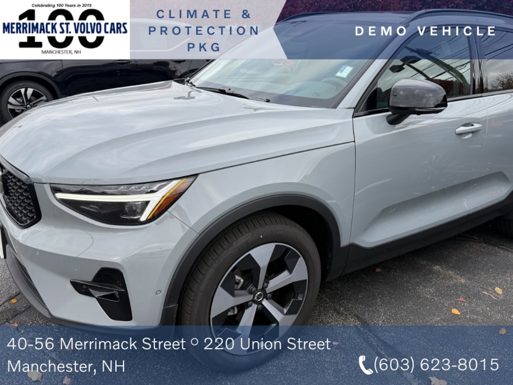 New 2025 Volvo XC40 Plus Dark Theme SUV