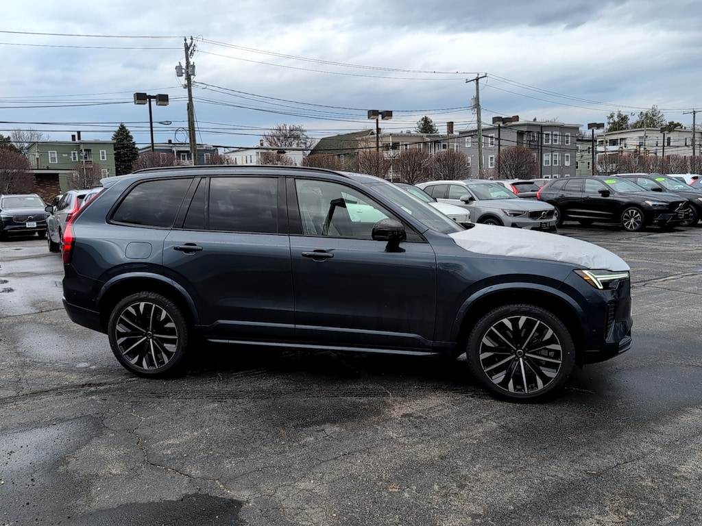 New 2026 Volvo XC90 B6 Ultra Dark Theme 7-Seater SUV