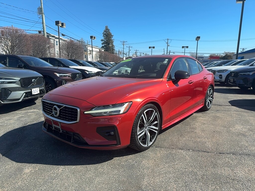 Used 2019 Volvo S60 R-Design Sedan