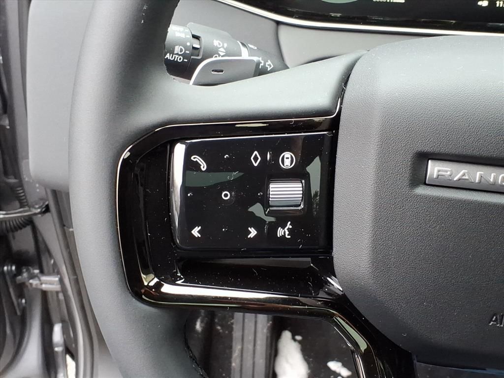 2026 Land Rover Range Rover Evoque Dynamic SE - Photo 16