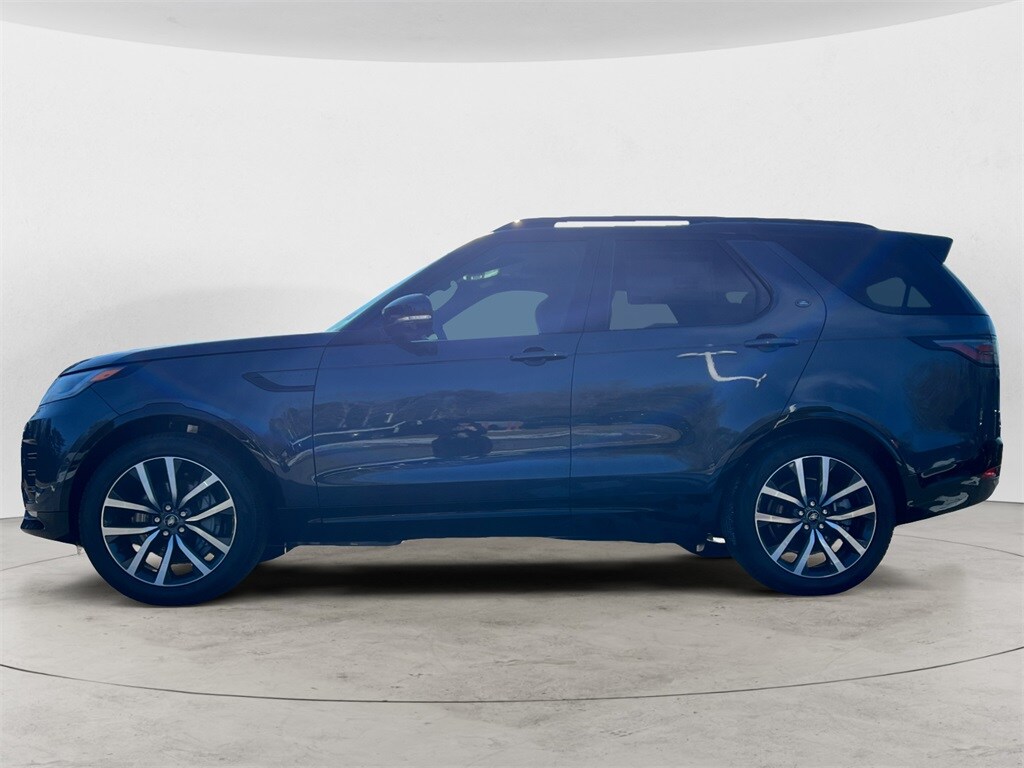 2025 Land Rover Discovery SE photo 2
