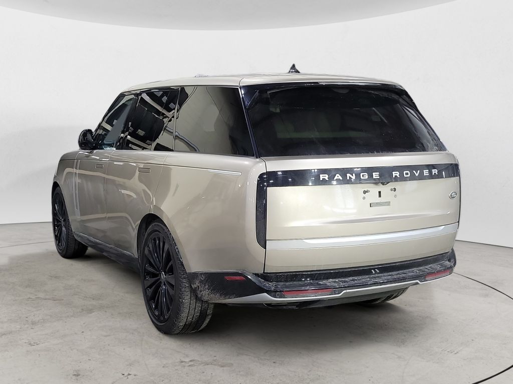 2023 Land Rover Range Rover First Edition photo 3