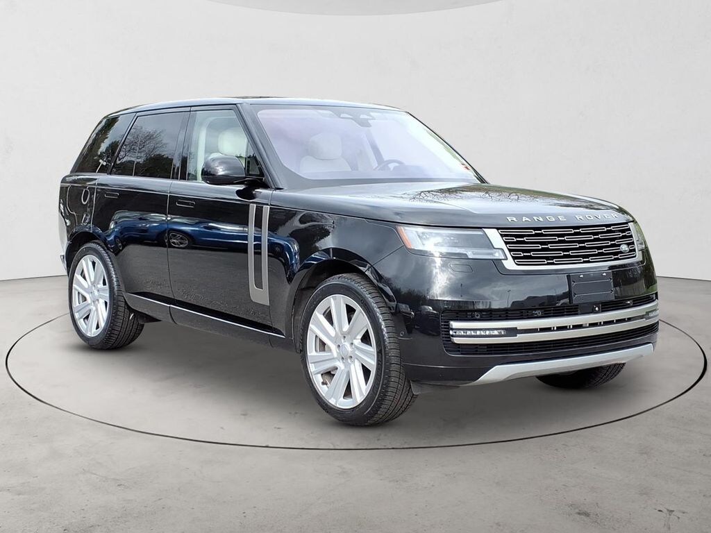Used 2023 Land Rover Range Rover SE SUV