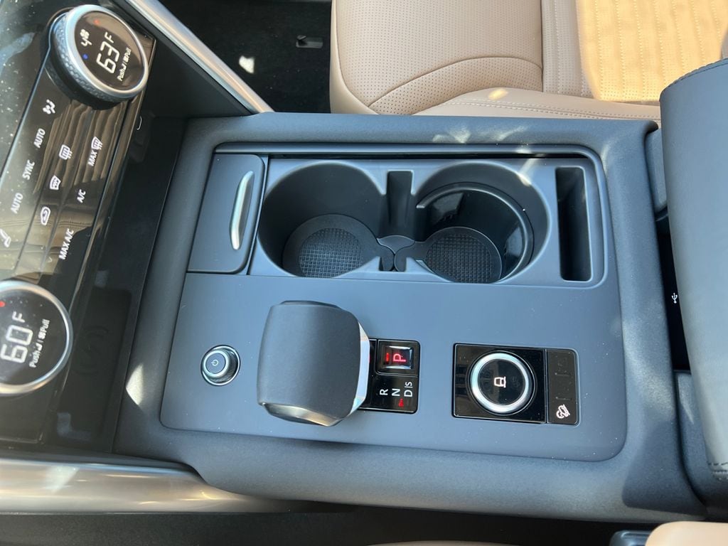 2025 Land Rover Discovery Metropolitan Edition - Photo 20