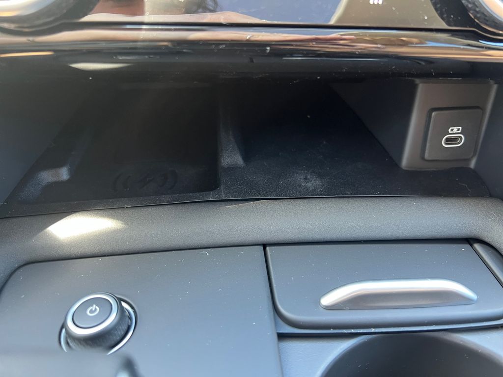 2025 Land Rover Discovery Metropolitan Edition - Photo 31