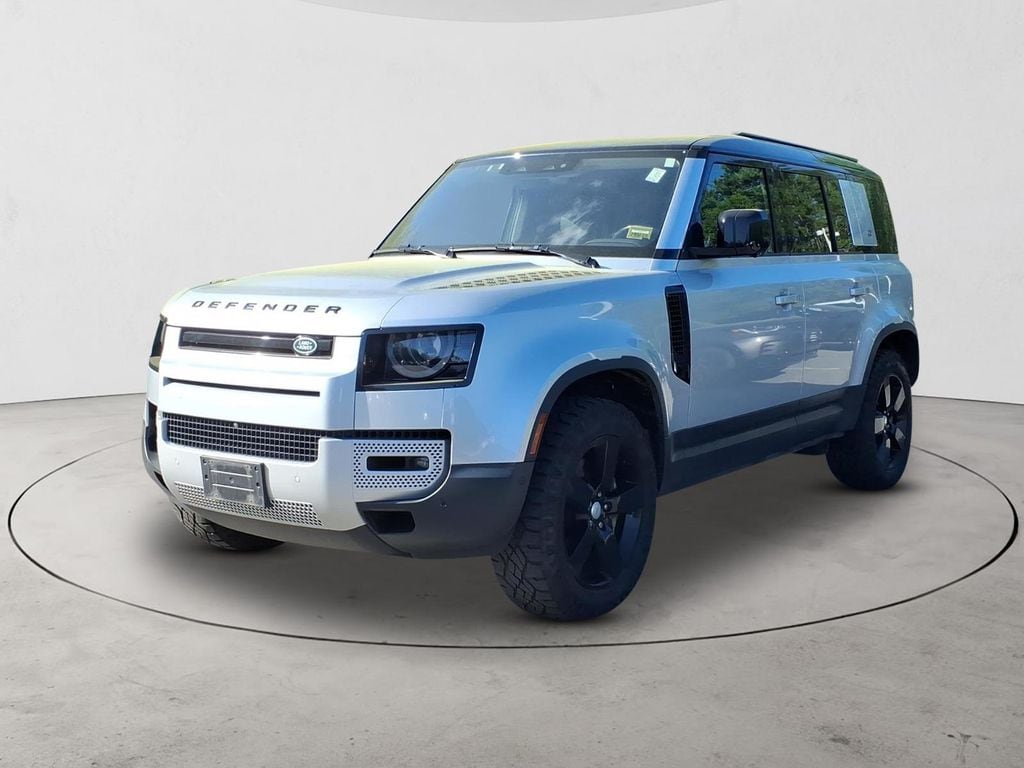 2020 Land Rover Defender First Edition's photo