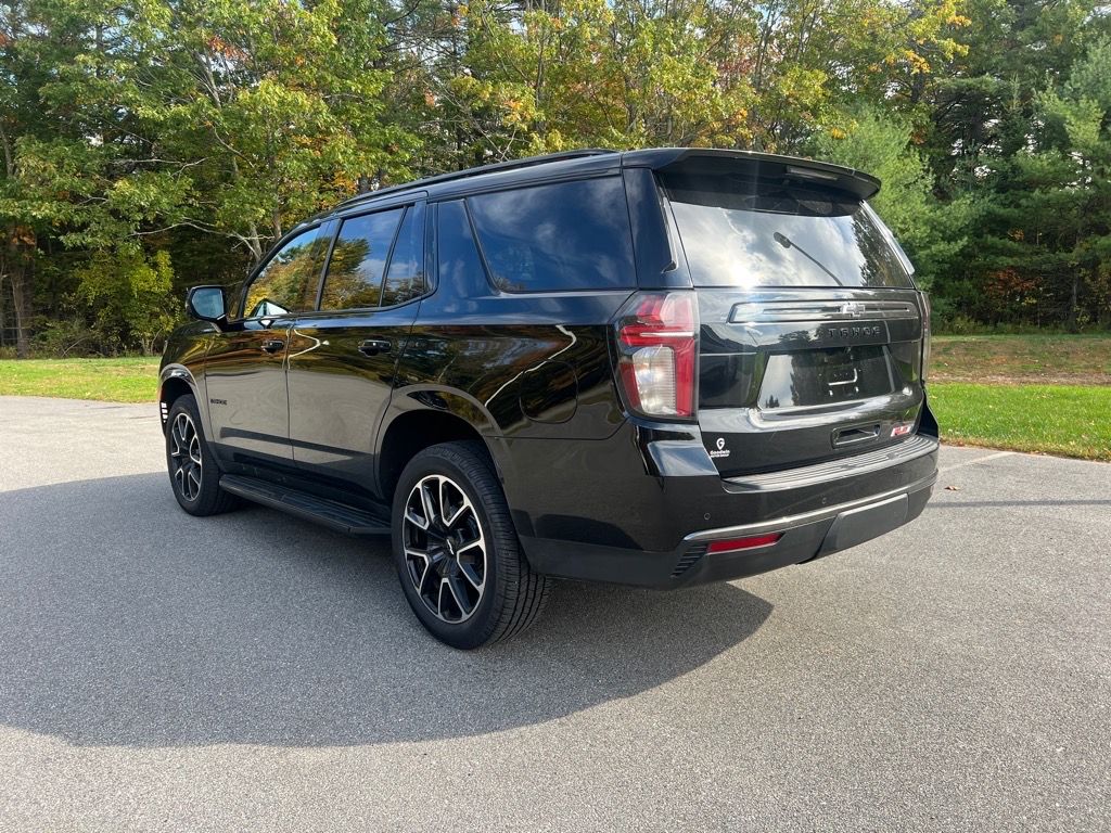 2022 Chevrolet Tahoe RST photo 3