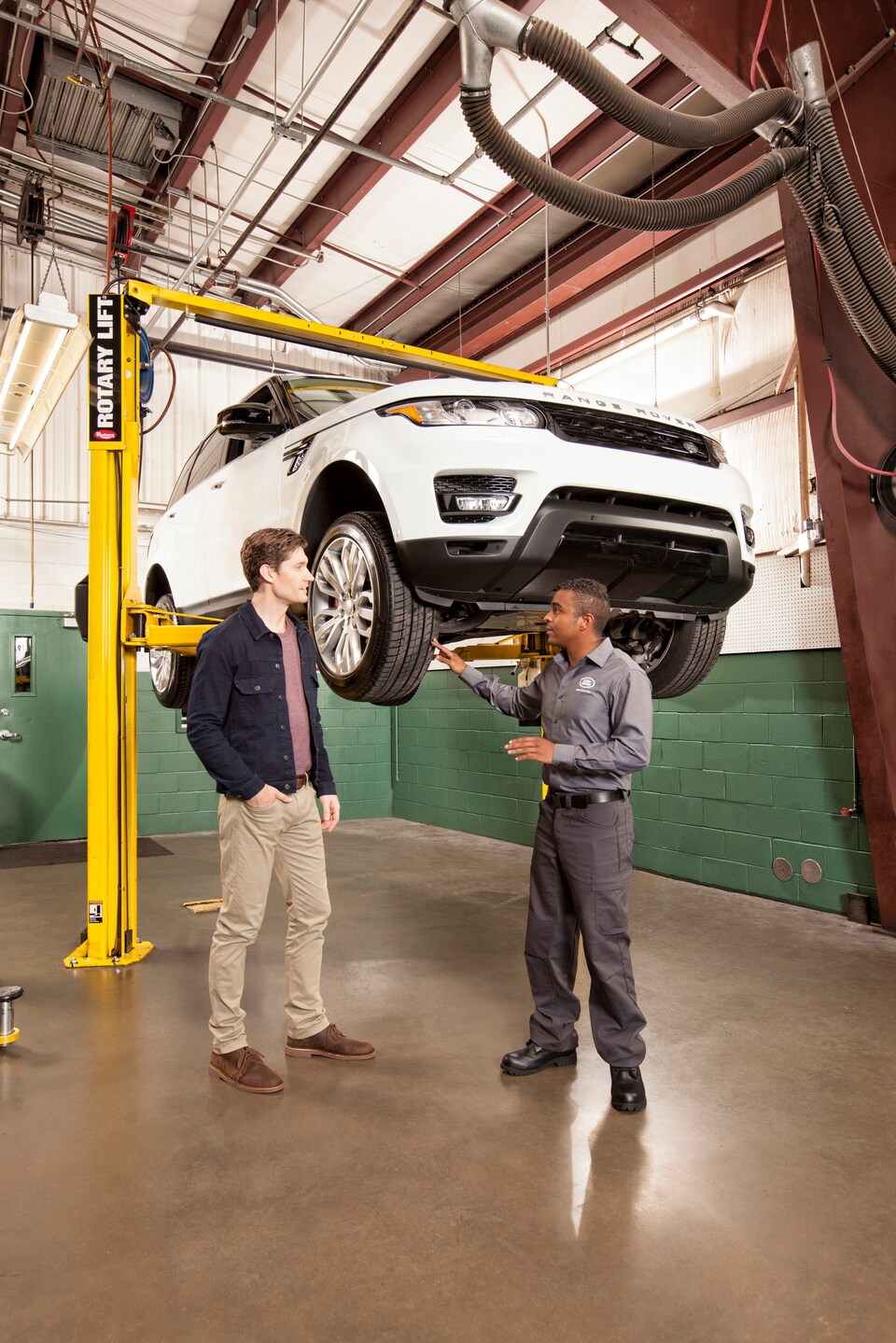 Land Rover battery, brake, and tire services in Scarborough