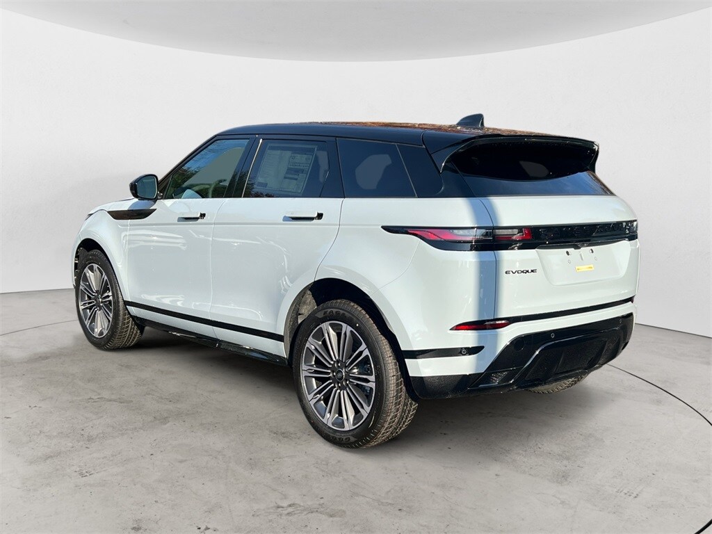 2025 Land Rover Range Rover Evoque Dynamic SE photo 3