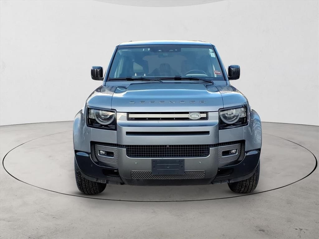 Used 2024 Land Rover Defender 110 X-Dynamic SE SUV