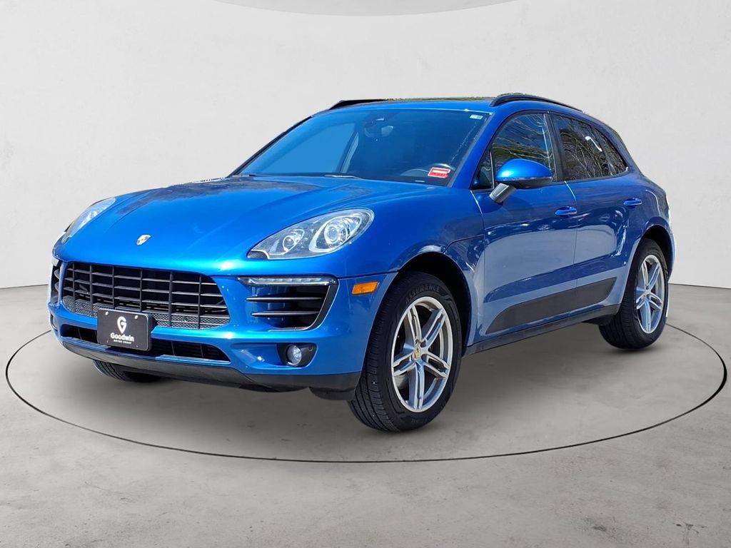 2017 Porsche Macan Base