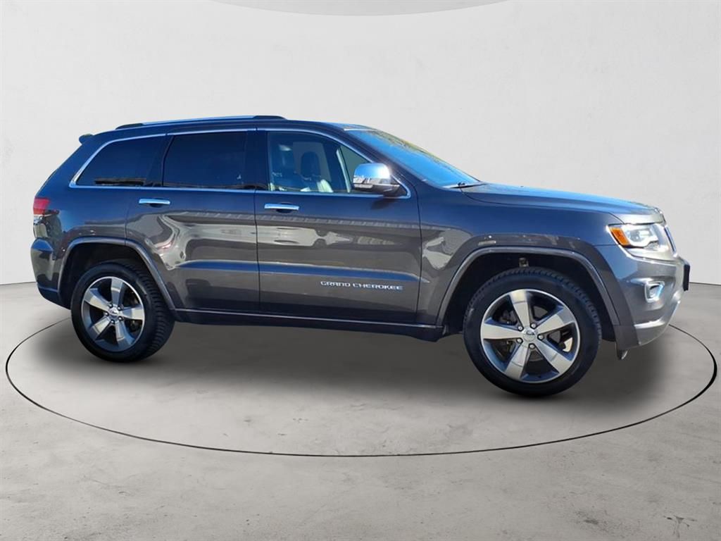 2016 Jeep Grand Cherokee Overland photo 2