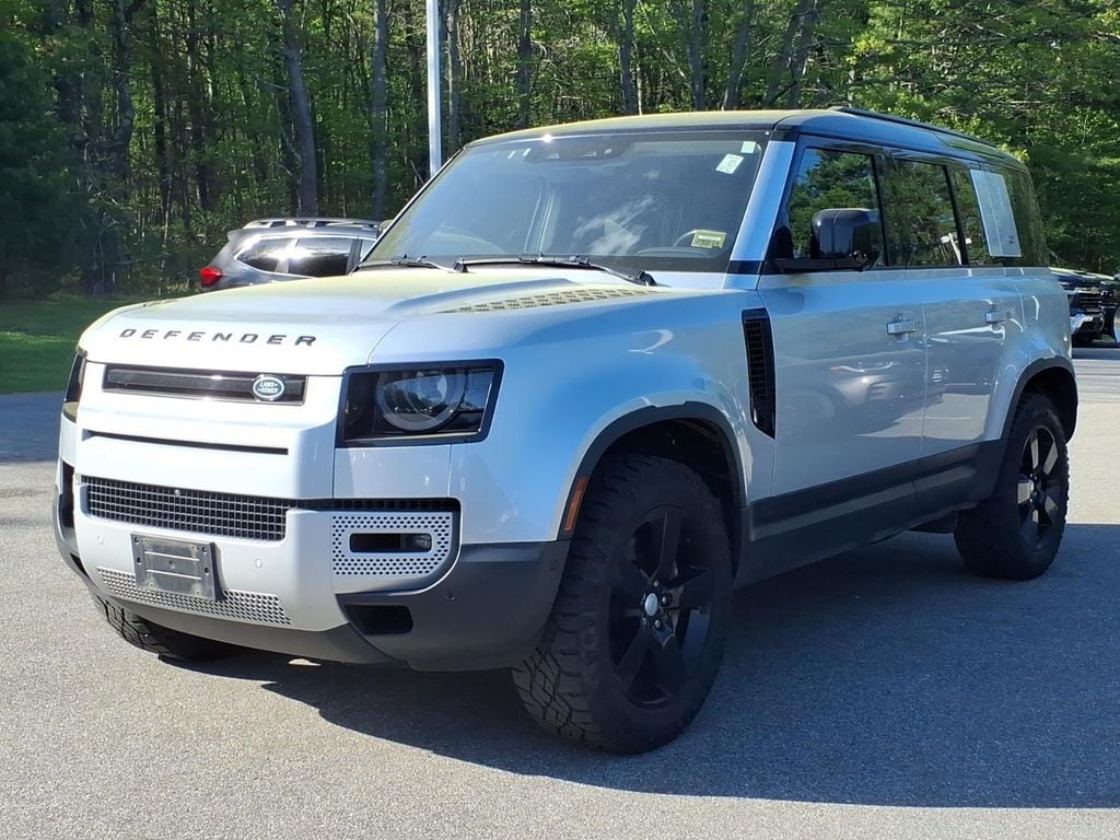 2020 Land Rover Defender First Edition's photo