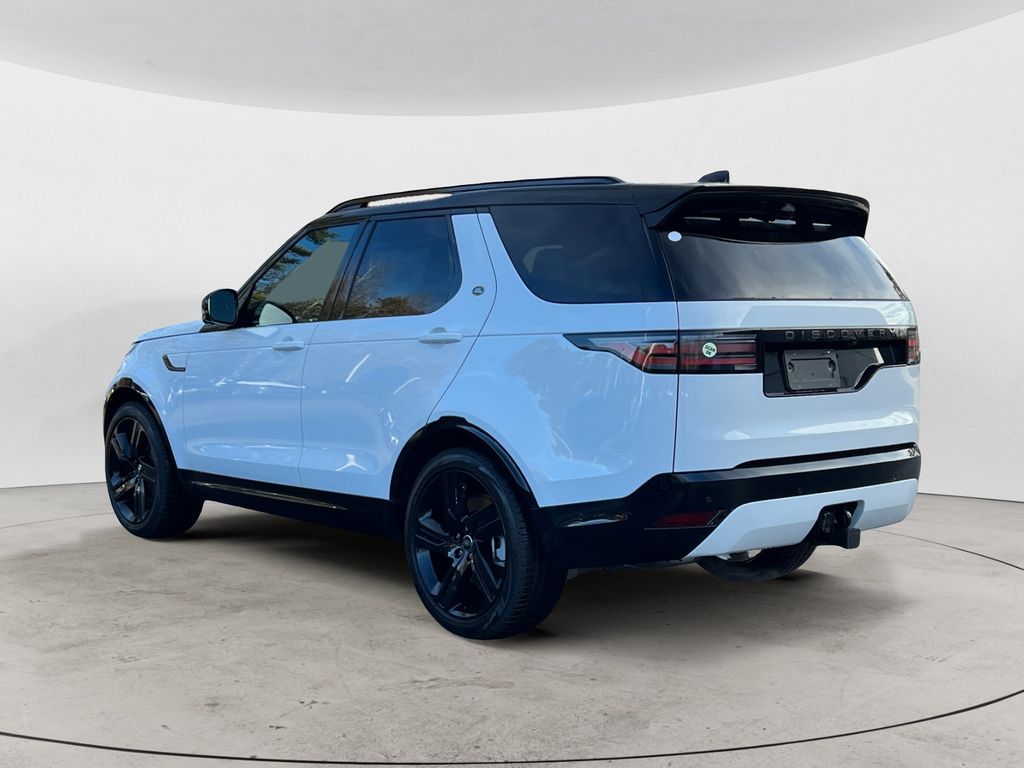 2025 Land Rover Discovery SE photo 3