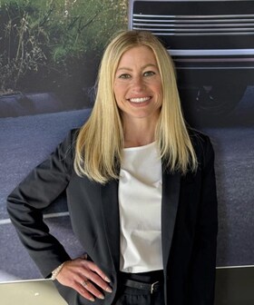 Staff member Sarah Nelson from ID_ac88ed1eafda