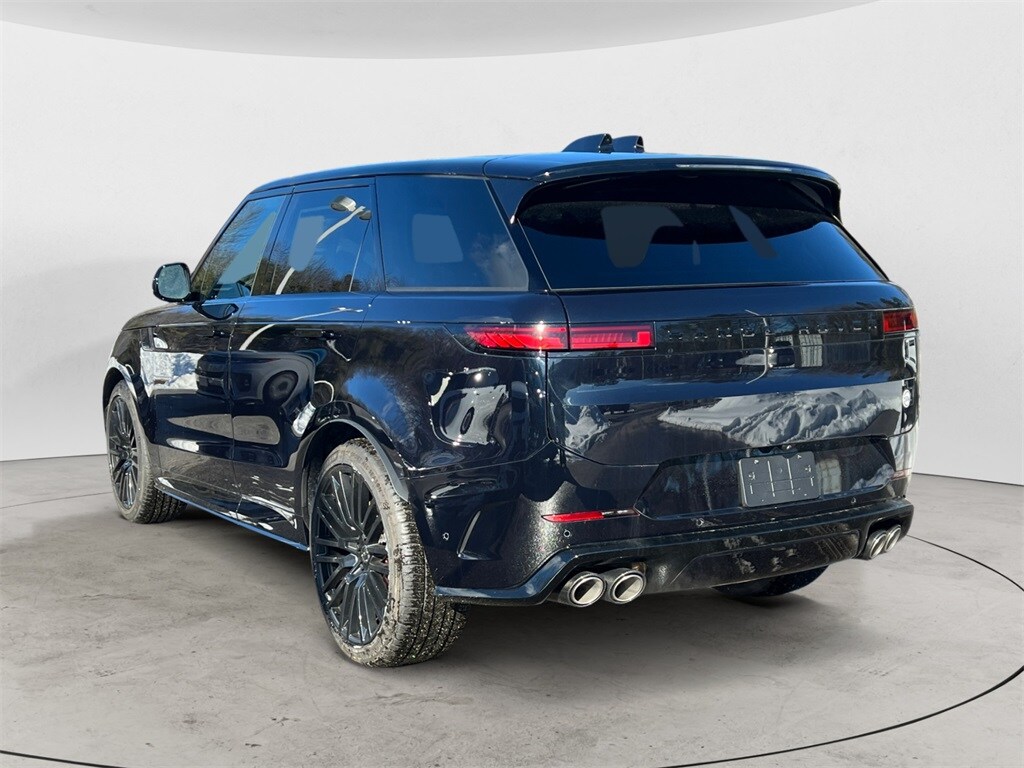 2025 Land Rover Range Rover Sport photo 3