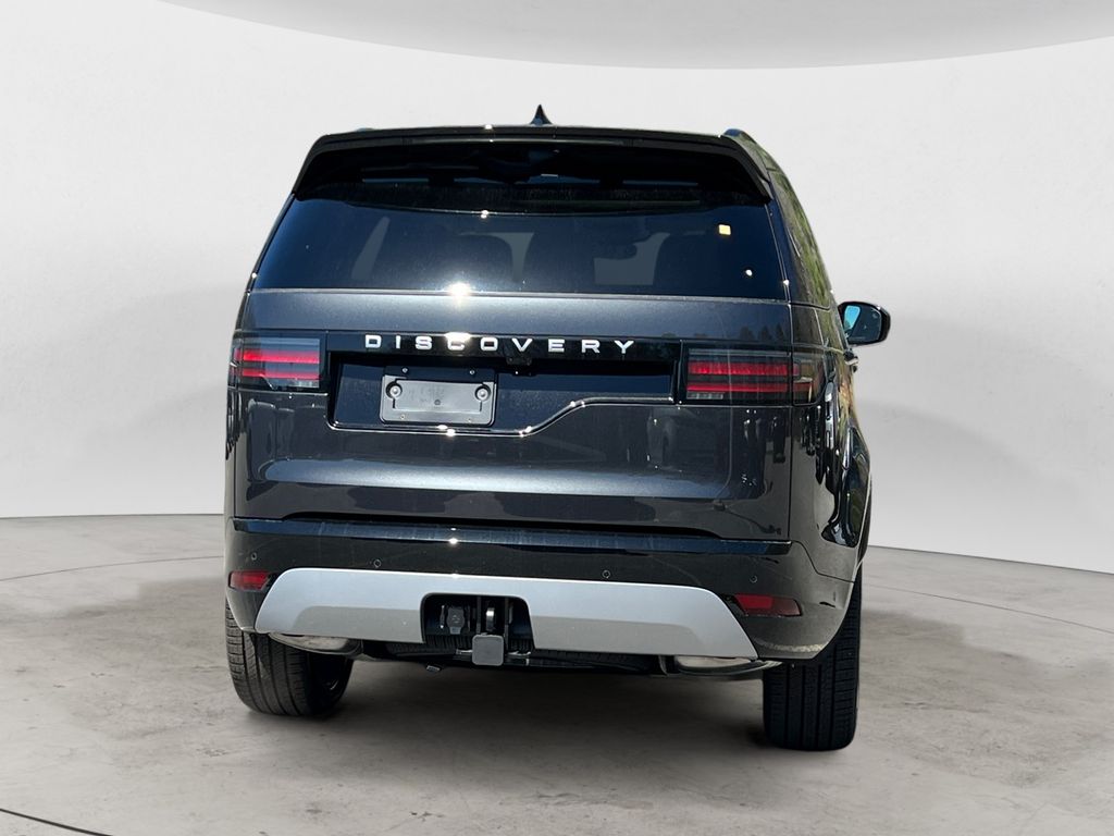 2025 Land Rover Discovery Metropolitan Edition photo 4
