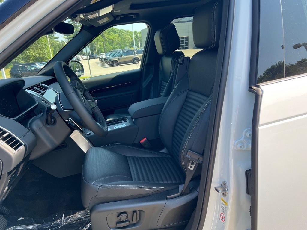 2025 Land Rover Discovery S - Photo 11
