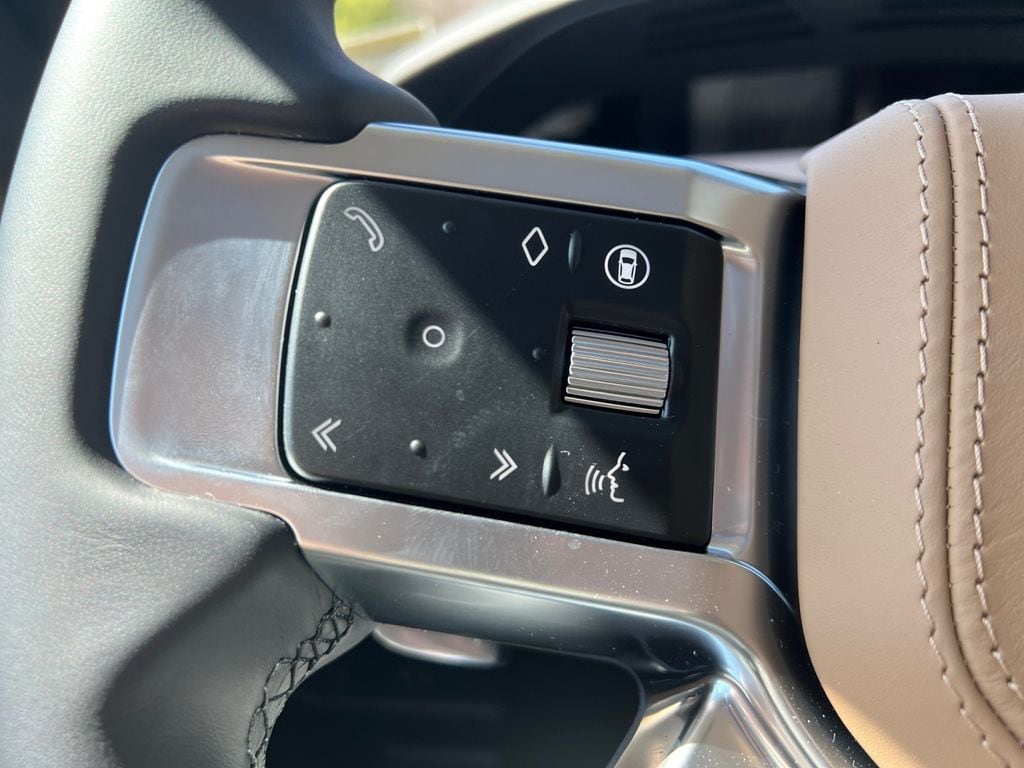 2025 Land Rover Discovery Metropolitan Edition - Photo 15