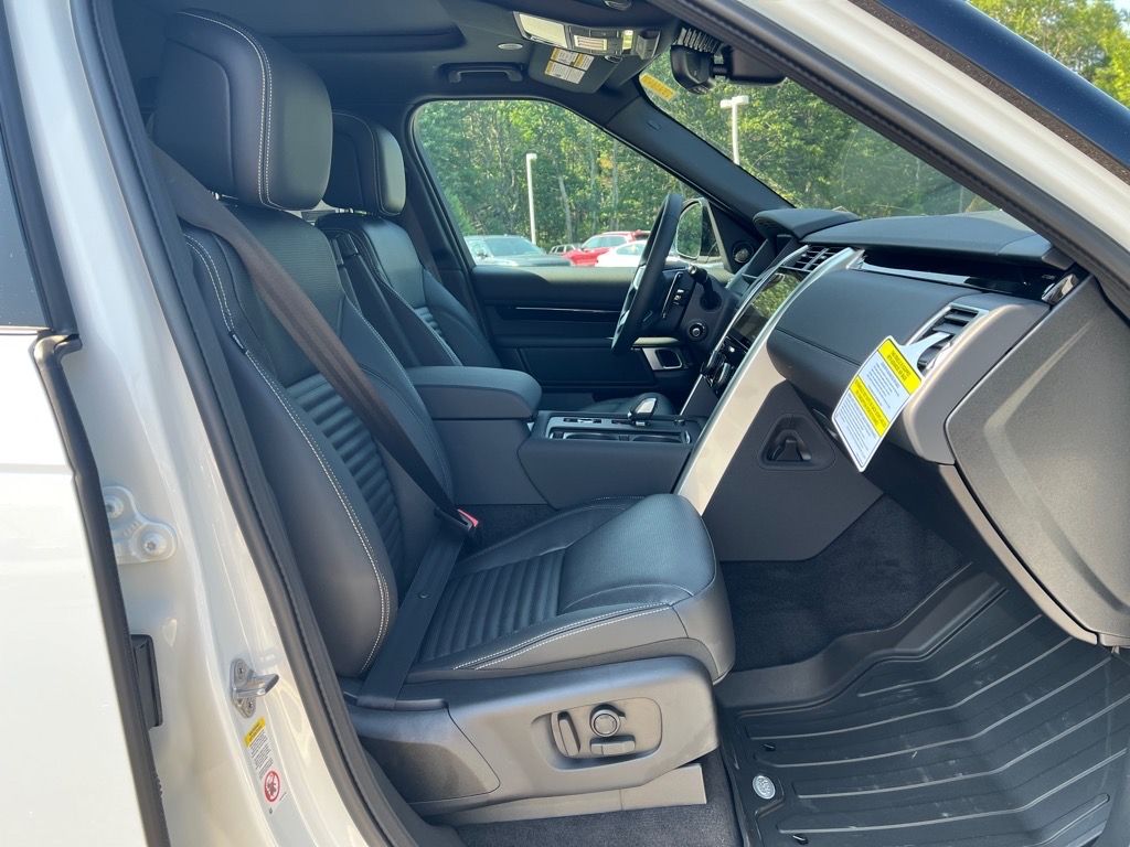2025 Land Rover Discovery S - Photo 30