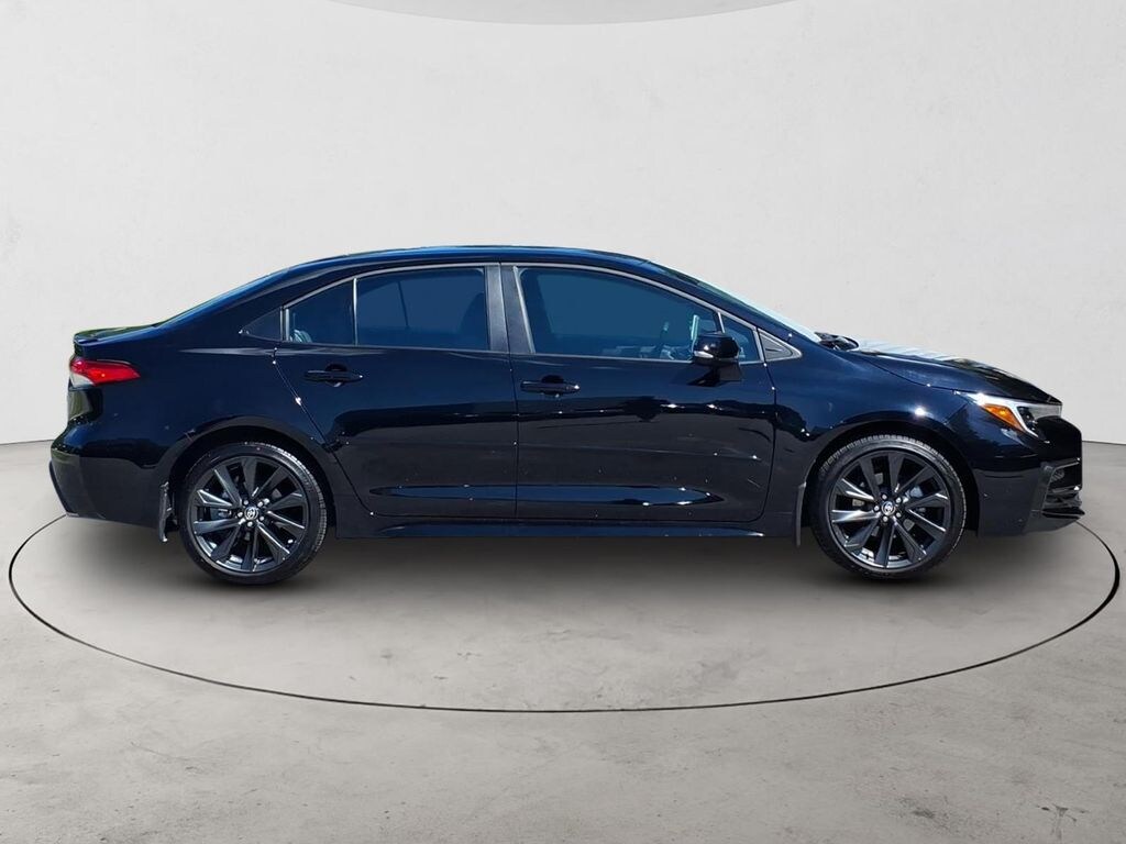 Used 2026 Toyota Corolla SE Sedan