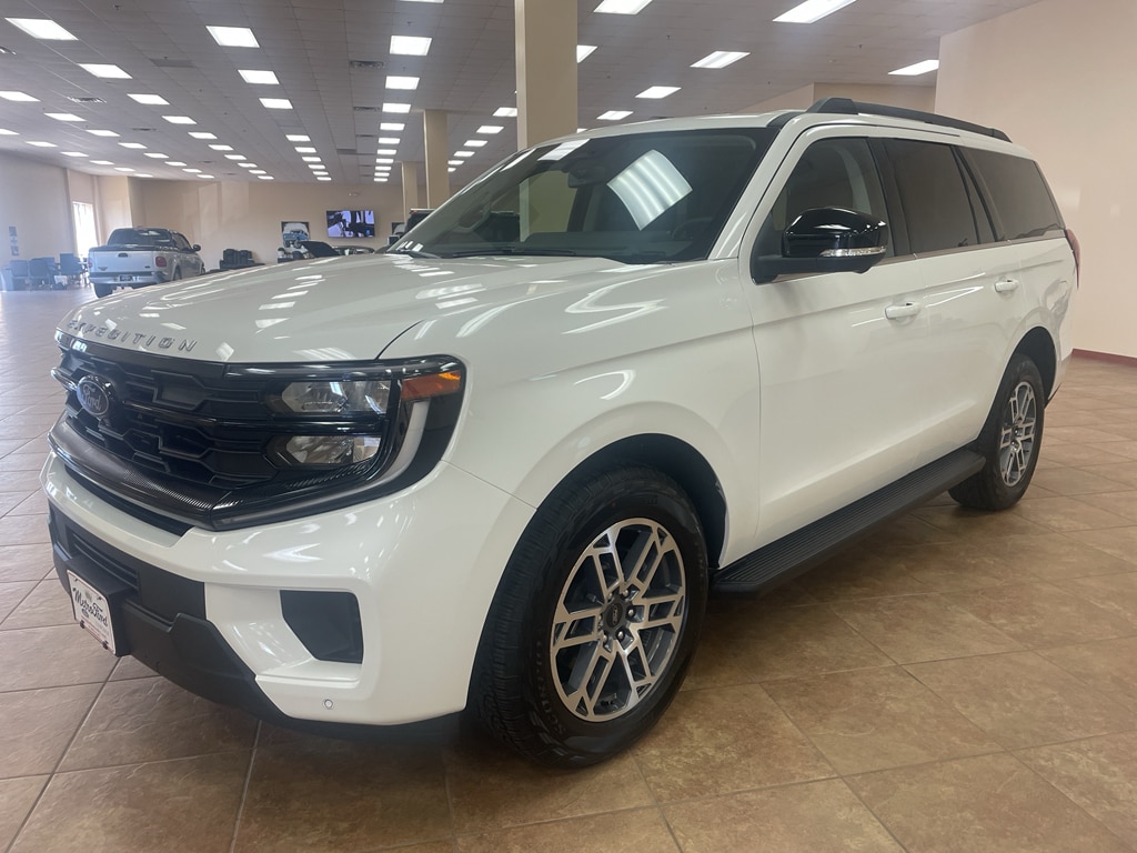 2026 Ford Expedition Active 4x4's photo