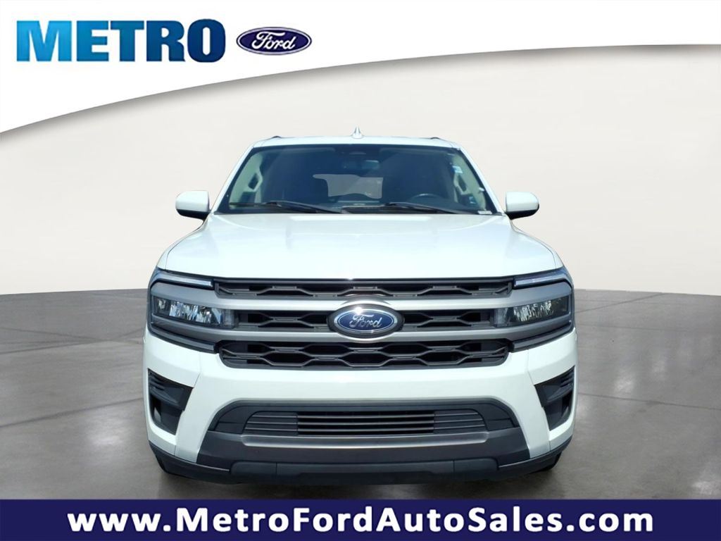 2022 Ford Expedition XLT - Photo 8