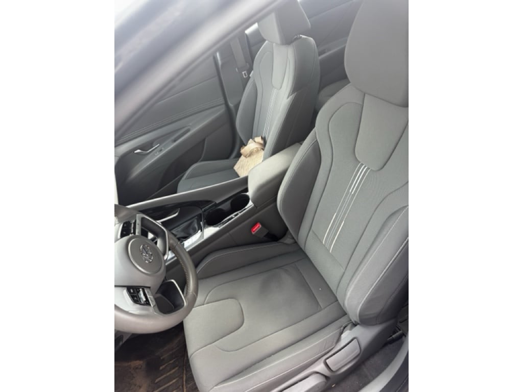 Used 2023 Hyundai Elantra SEL Sedan