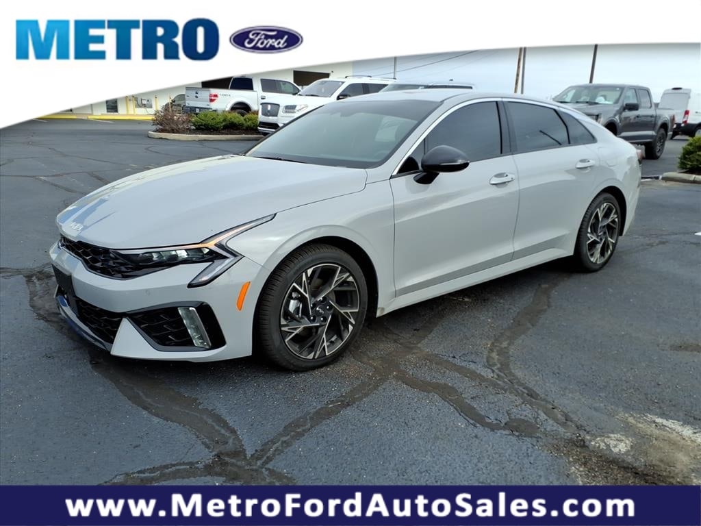 2025 Kia K5 GT-Line's photo