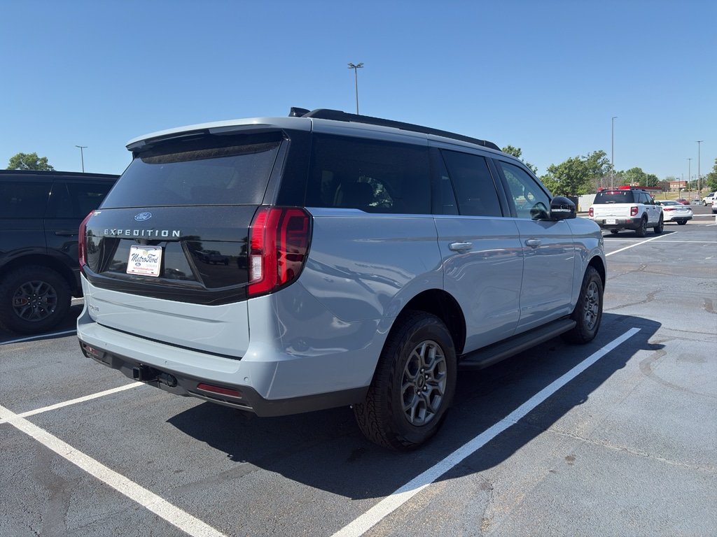 New 2026 Ford Expedition Active Sport Utility