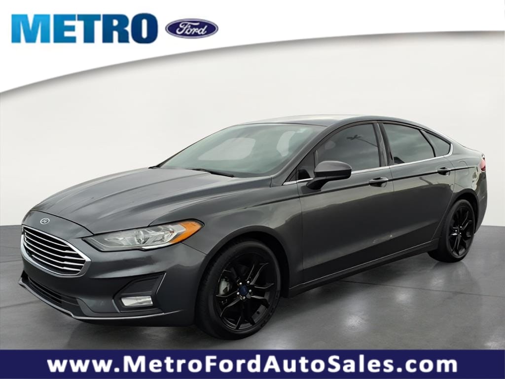 Used 2019 Ford Fusion SE Sedan