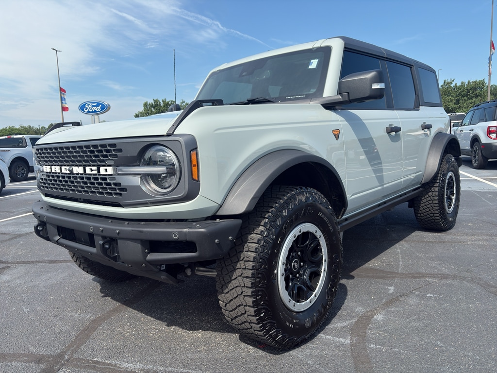 2024 Ford Bronco Badlands 4x4's photo
