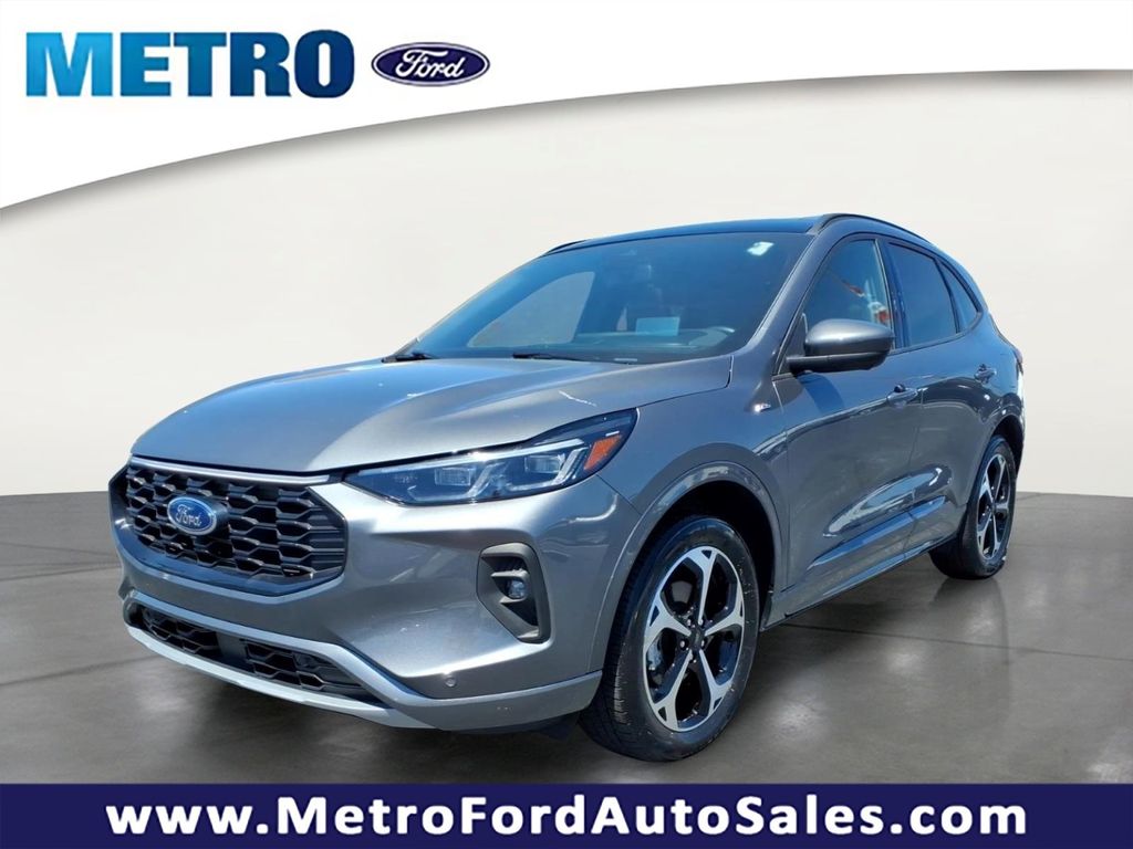 2025 Ford Escape ST-Line Elite AWD's photo