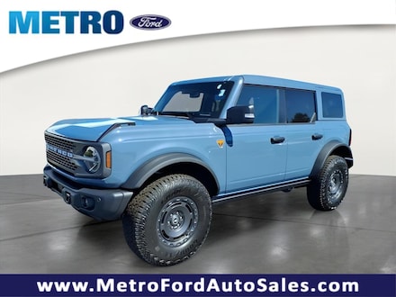 2025 Ford Bronco Badlands SUV