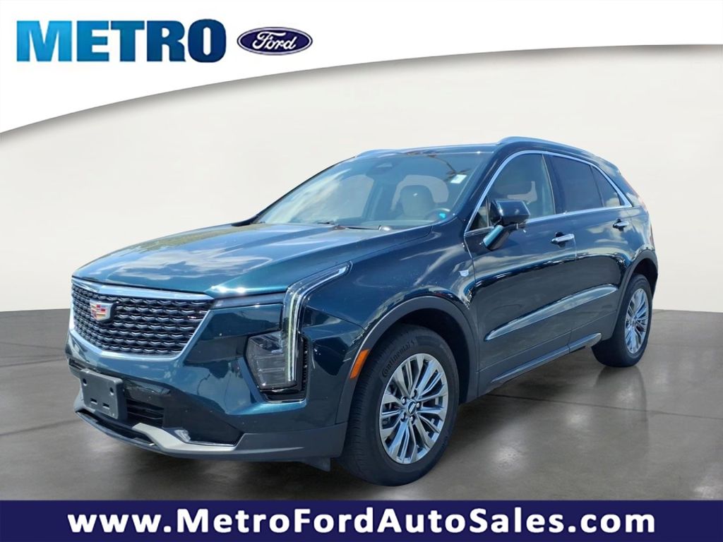 2025 Cadillac XT4 Premium Luxury AWD's photo
