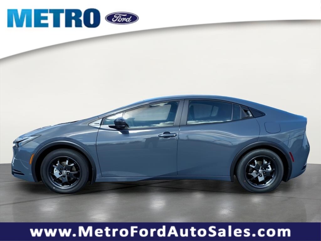 Used 2026 Toyota Prius LE Hatchback