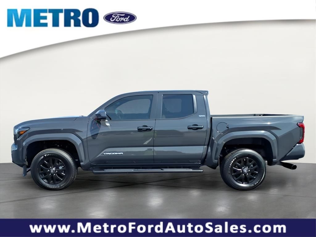Used 2024 Toyota Tacoma SR5 Crew Cab