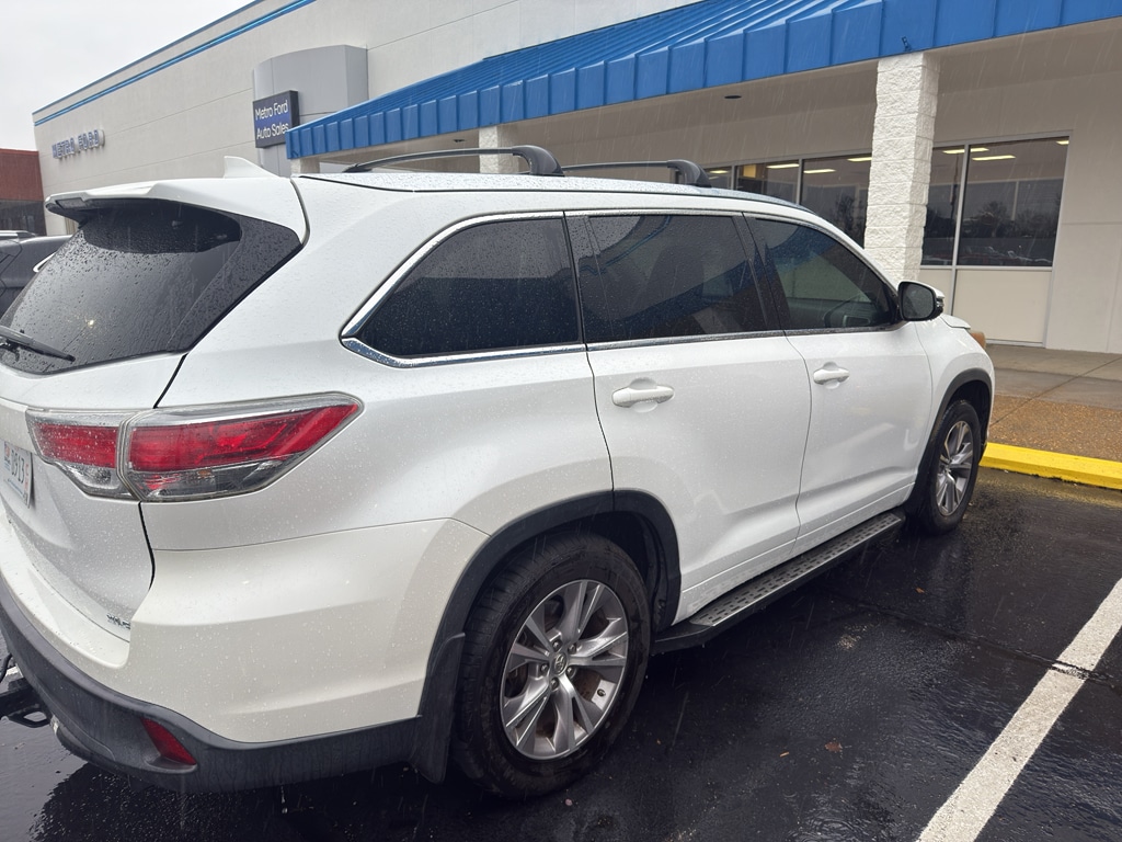 Used 2015 Toyota Highlander XLE Sport Utility