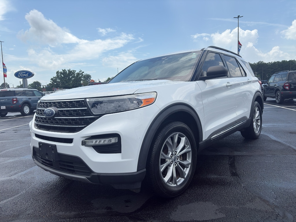 2020 Ford Explorer XLT 4WD's photo