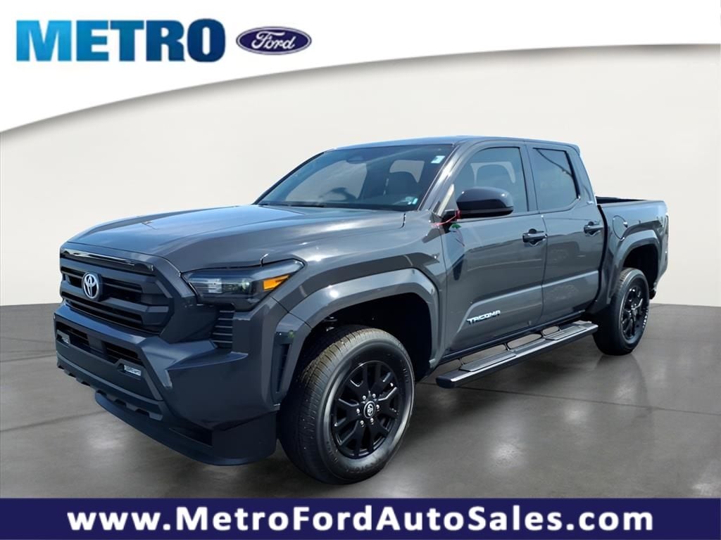 Used 2024 Toyota Tacoma SR5 Crew Cab