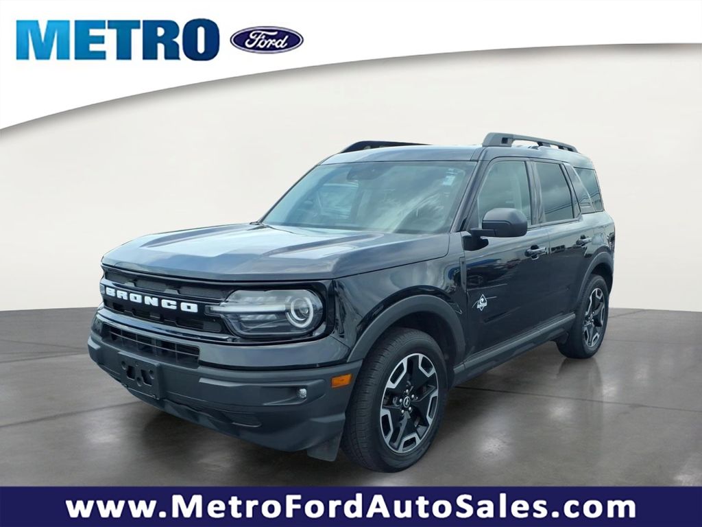 2022 Ford Bronco Sport Outer Banks 4X4's photo