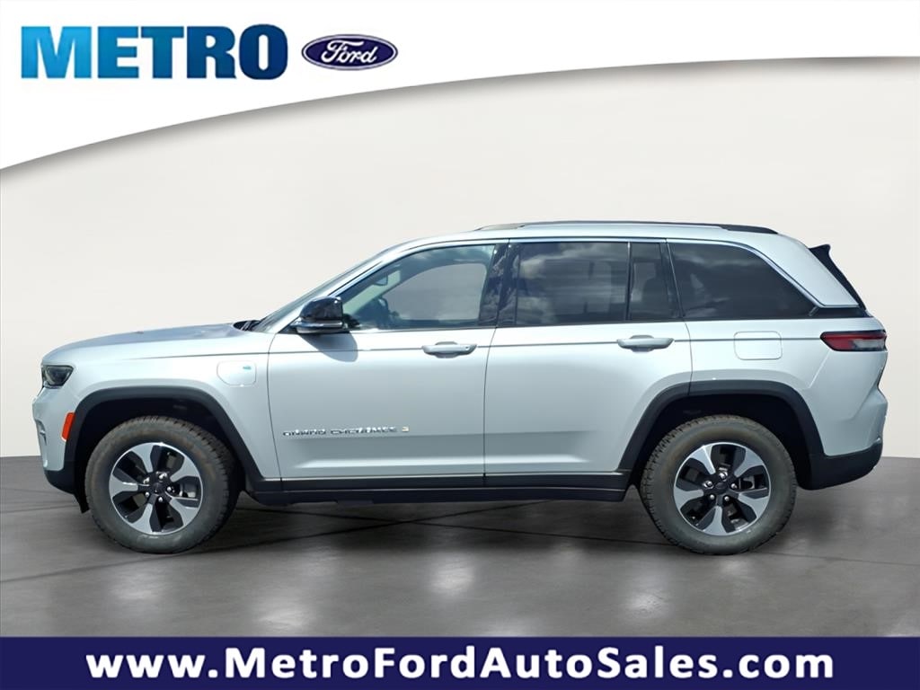 Used 2023 Jeep Grand Cherokee 4xe with VIN 1C4RJYB60PC633627 for sale in Tupelo, MS