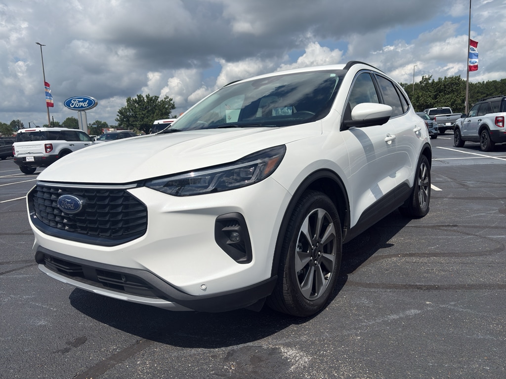 New 2025 Ford Escape Platinum Utility