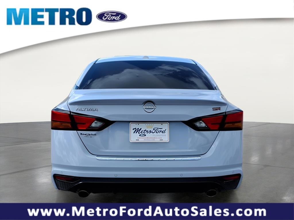 Used 2023 Nissan Altima 2.5 SR Sedan