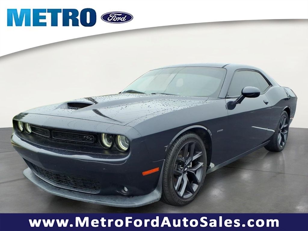 2019 Dodge Challenger R/T's photo