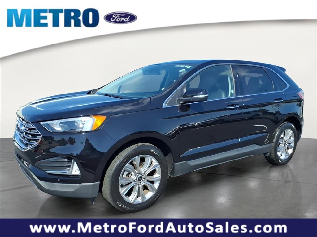 2024 Ford Edge Titanium's photo