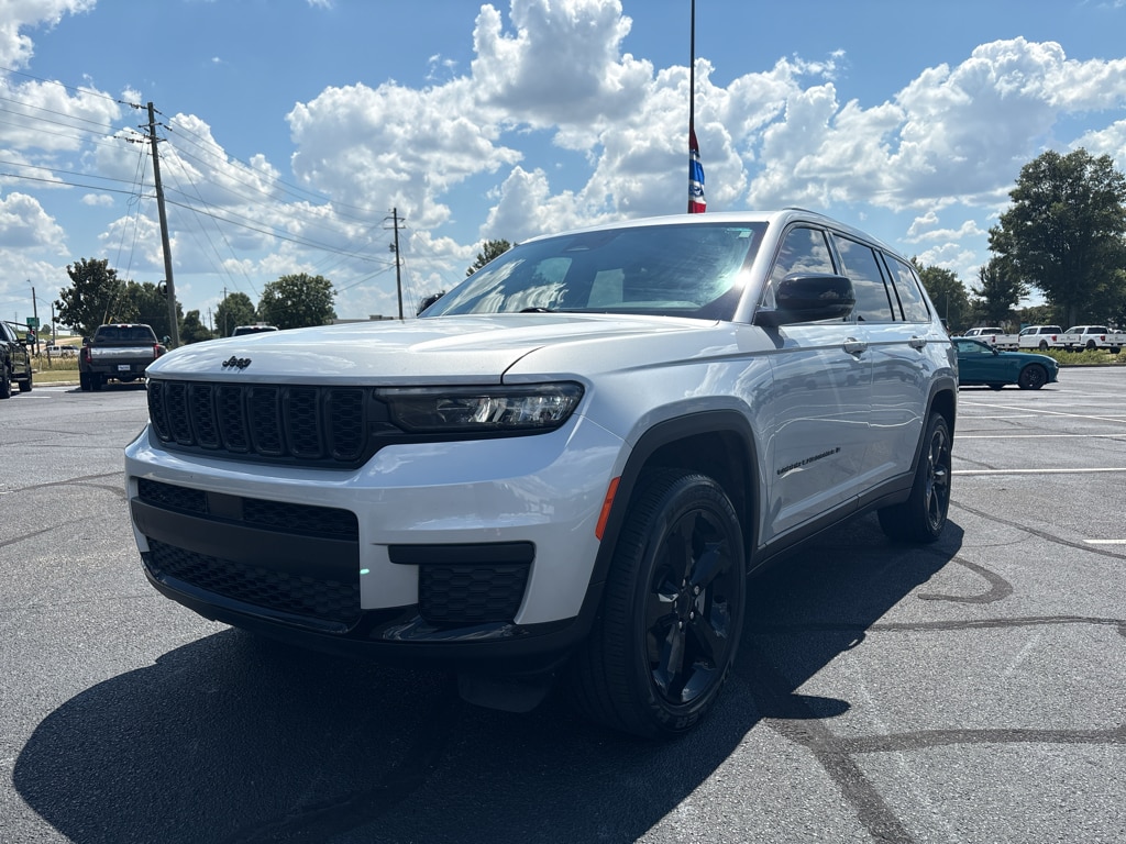 Used 2025 Jeep Grand Cherokee L Altitude X Sport Utility