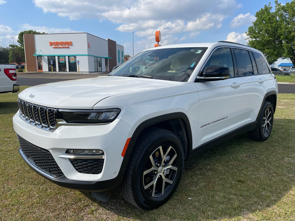 Used 2025 Jeep Grand Cherokee Limited Sport Utility